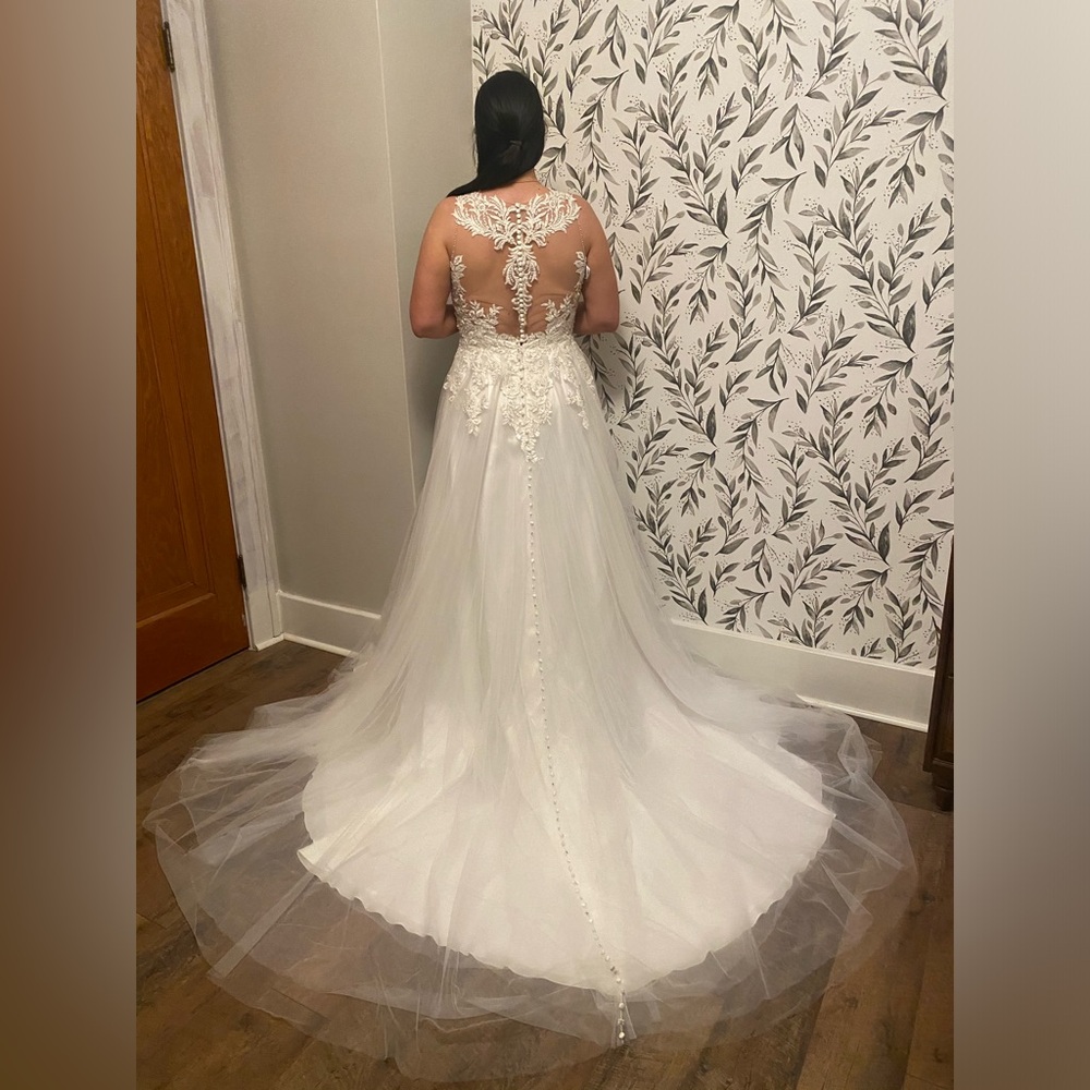 Madison James MJ417 Wedding Dress - NWT